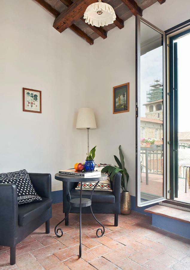 Best Location W/ Breathtaking Views Chic Palace Флоренция Экстерьер фото
