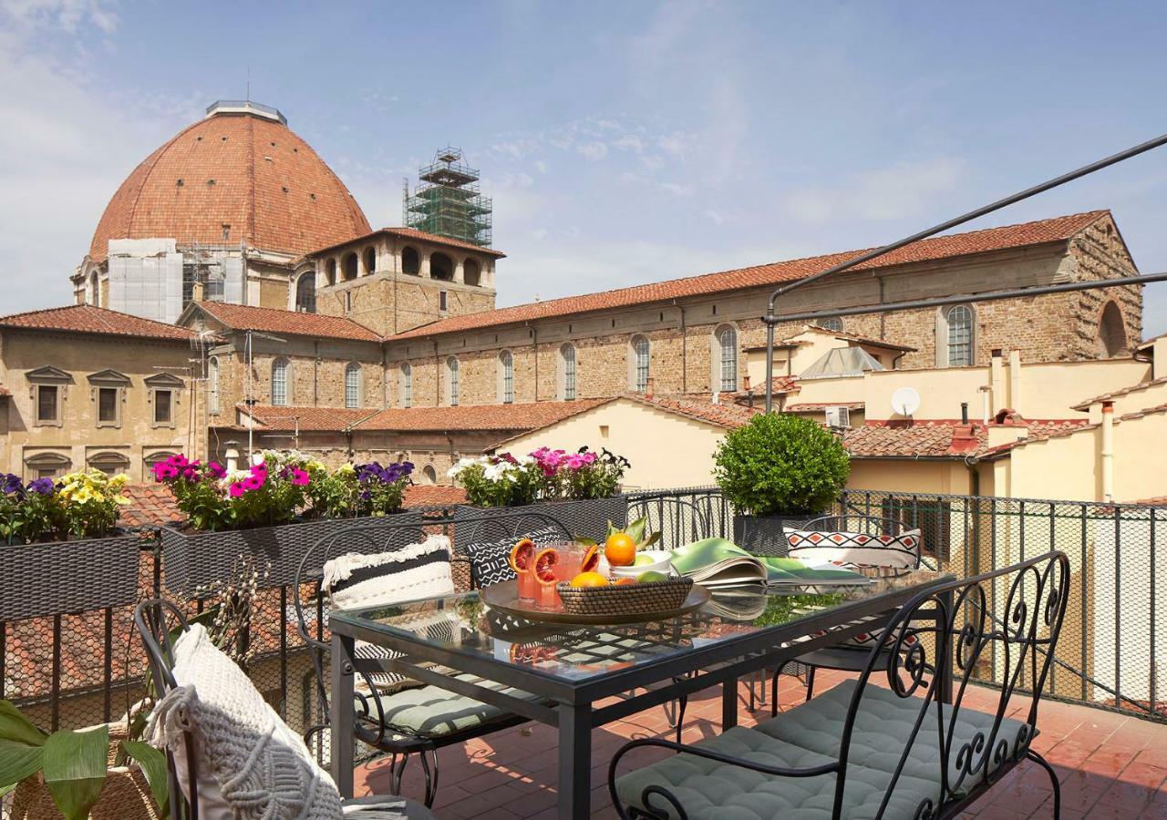 Best Location W/ Breathtaking Views Chic Palace Флоренция Экстерьер фото